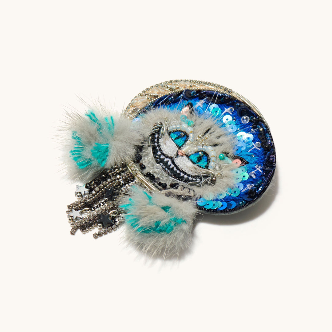 Alice in Wonderland Cheshire Cat Brooch