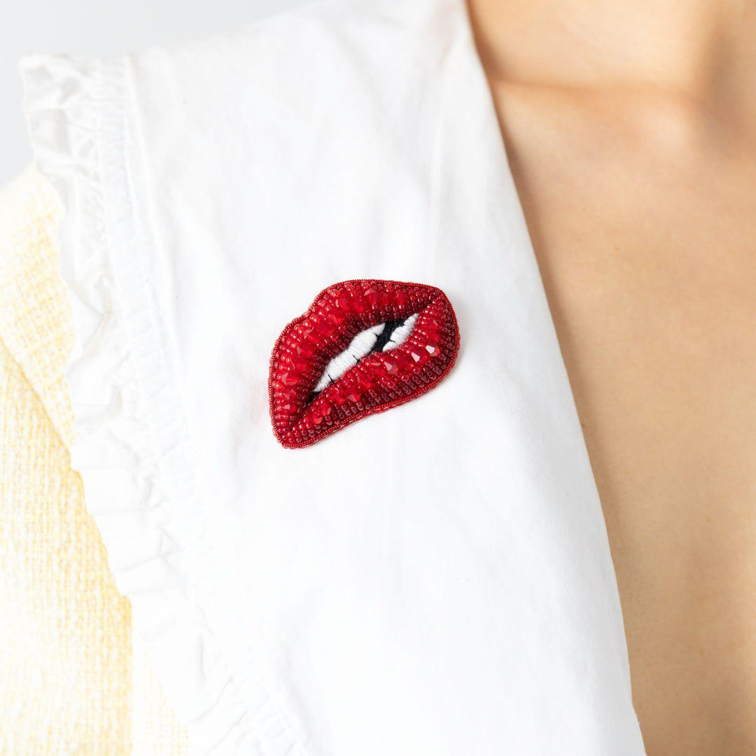 Lips Brooch